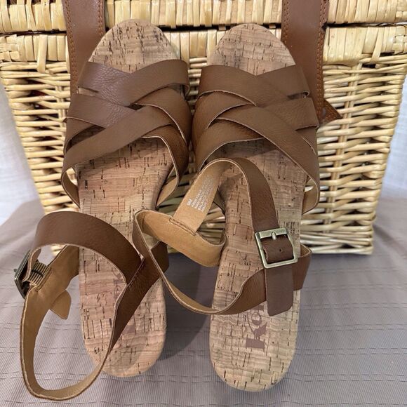 Korks Kork Ease Naomi Platform Sandals Size‎ 9M Studded Slingback Block Heel Tan - Picture 3 of 11